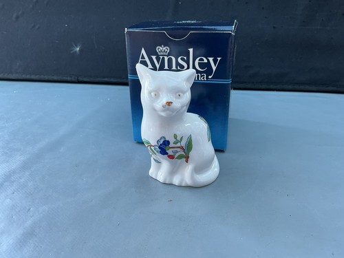 Aynsley pembroke animals - pembroke,