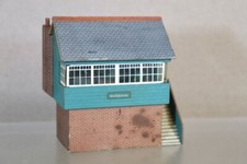 WOODSIDE OO GAUGE SIGNAL BOX