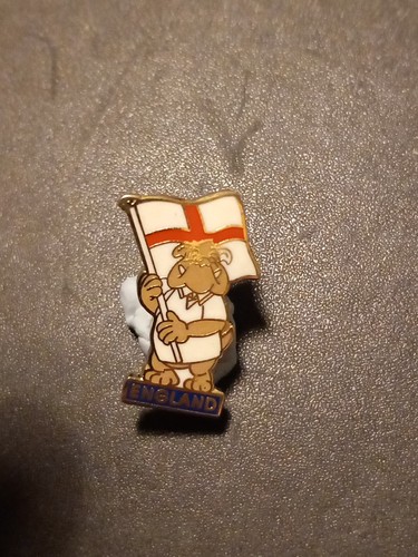 England pin badge - england,