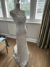 Suzanne Neville Maiden Wedding Dress UK size 10