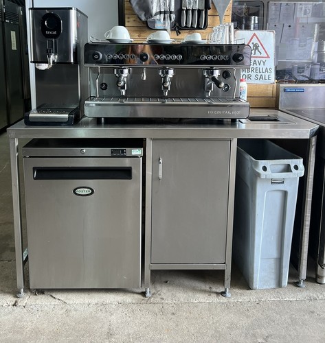 Complete coffee shop - complete, up