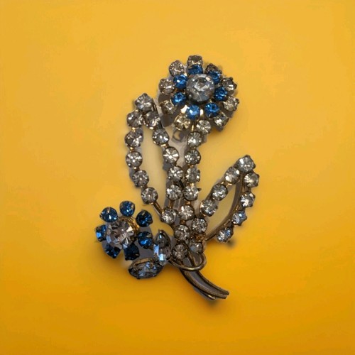 Blue and white diamond type - and,