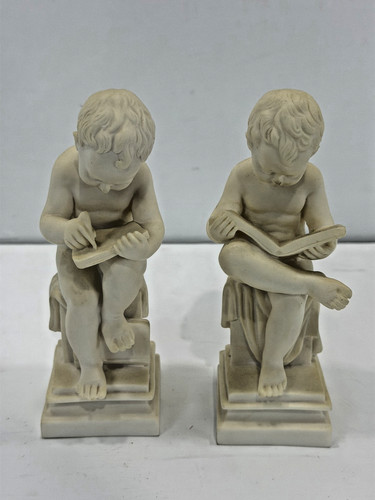 Pair classical greek style - of,
