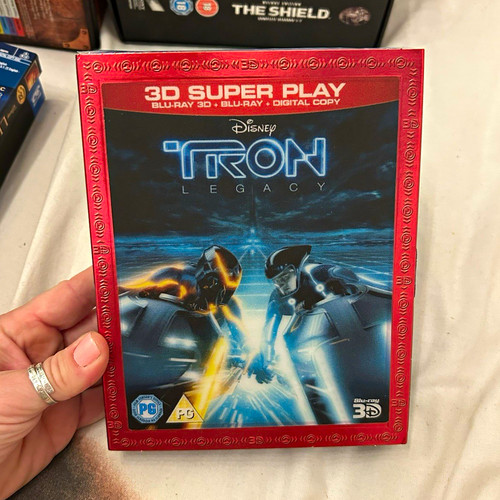 Walt disney studios tron - walt,