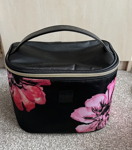 New ted baker soft vanity - ted,