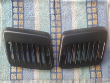 Rover Metro 1989-1994 Bonnet Vents NOS