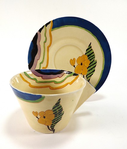 Beautiful clarice cliff cup - clarice,