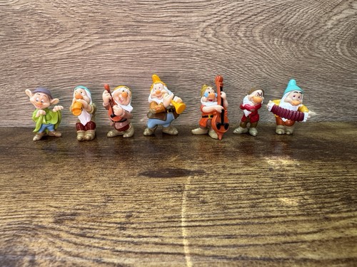 Vintage disney snow - snow, white