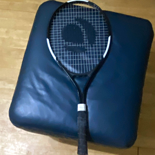 Black squash racquet - black,