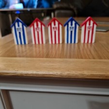 beach hut ornament