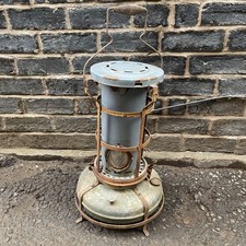 Vintage Portable Aladdin