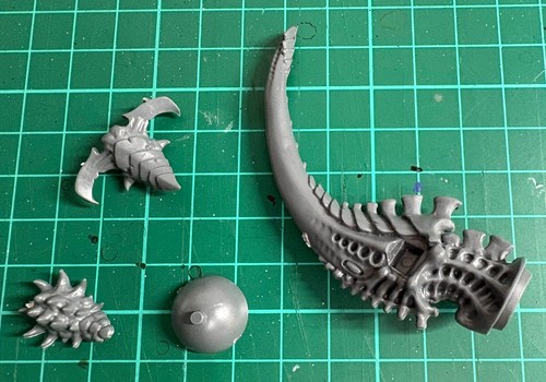 Carnifex tail lower - tail,