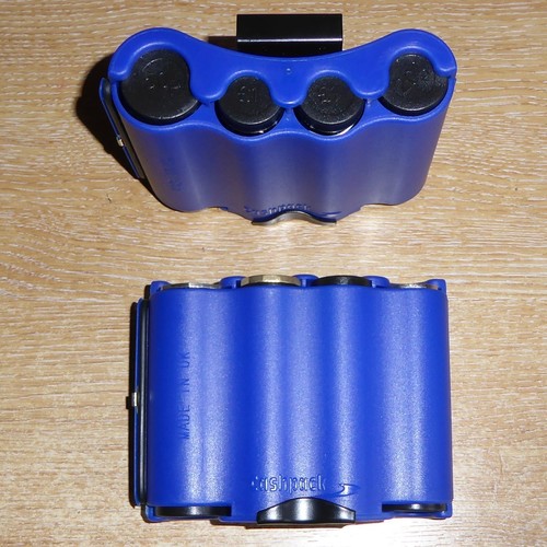 Compact cash dispenser coin - compact,