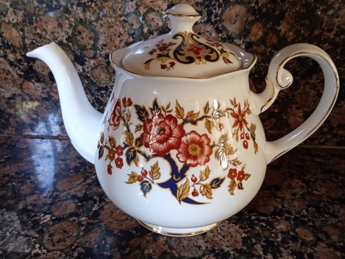 Colclough royale teapot - colclough, '