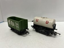 Hornby United Dairies Tank &