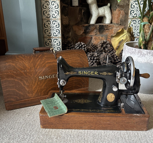 Antique 1933 singer 99k hand - antique,