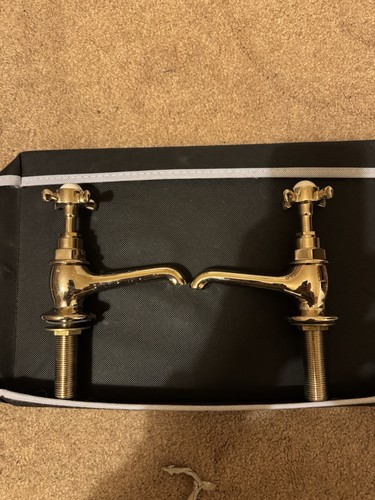 Traditional antique style - traditional, gold
