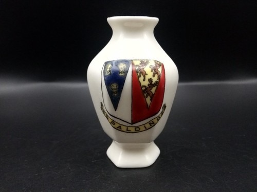 Crested china spalding - china,