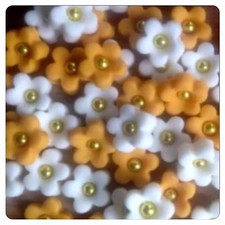 50 Edible Gold & Ivory  Flowers Fondant Sugar Cake Toppers Wedding Anniversary