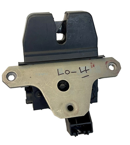 Genuine ford mondeo mk4 boot - ford,
