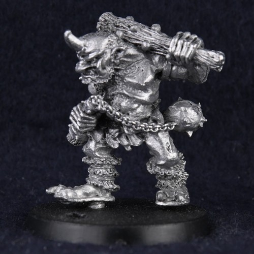 Giant ogre berserker - berserker, molthog