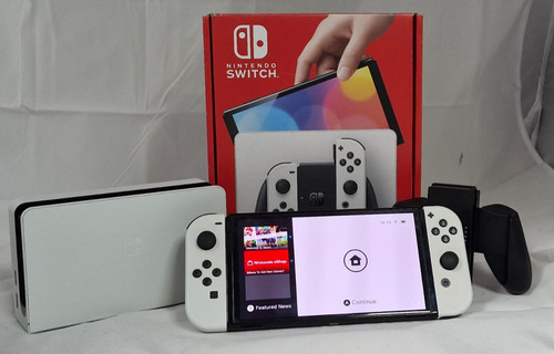 Nintendo switch oled - nintendo,