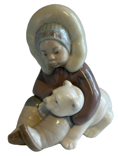 Lladro figurine eskimo boy - boy, no