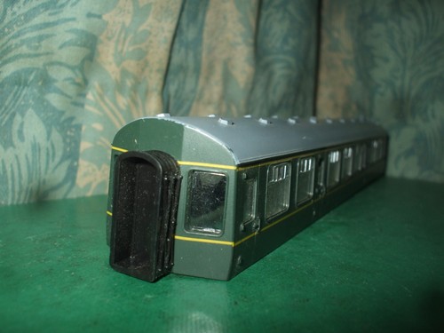 Hornby class 110 dmu - class, trailer