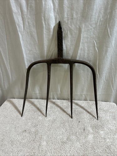 Vintage tine cast iron - vintage,