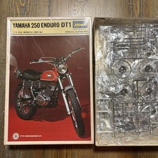 New YAMAHA250 ENDURO DT1