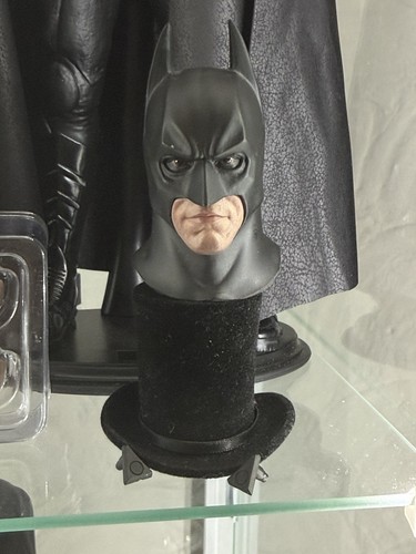 Hot toys mms595 batman - hot,