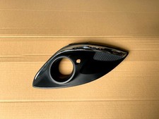 VAUXHALL CORSA D GENUINE O/S FRONT DRIVER SIDE RIGHT FOG LIGHT GRILL 13286026