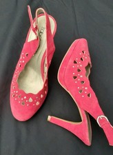 Brand New..Isabella Cole Sling Back Shoes...Pink  Suede..Size 6.