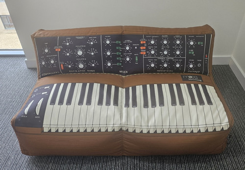 Wooof moog minimoog - wooof,
