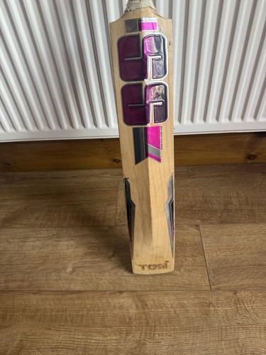 Ton cricket bat 2lbs8oz - cricket,