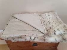 Sacho Fabrics Premium Faux Snow  Leopard Throw 6ft X 4.2ft  High Quality