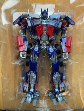 Black Mamba BMB Third Party Transforming Figure LS-03 Knight of Light Commander