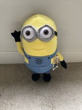NWT Despicable Me Minion Large