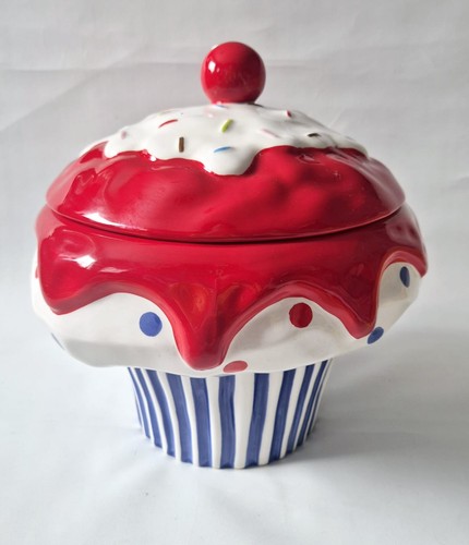 Large ceramic cupcake - large,