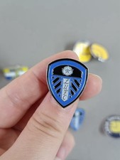 Leeds United Blue Badge Pin