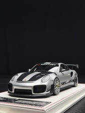 Porsche 911 GT2RS MR (Silver/