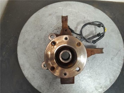 400155389r front left wheel - left,