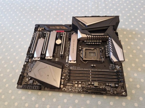 Gigabyte z390 aorus master - z390,