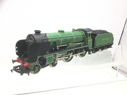 Hornby r380 gauge green - gauge,