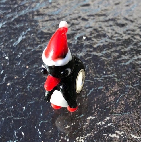Penguin with red hat - red, murano
