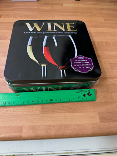 Black metal wine accessory set - wine,