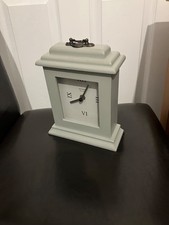 HOLBORN Grey Wooden Mantel Clock - Perfect Working Order 9.5in x 7in