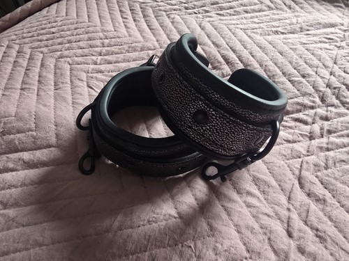 Padded cuff restraints bdsm - padded,