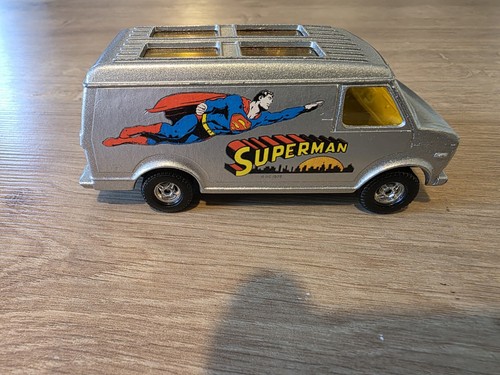 Corgi chevrolet superman - corgi,