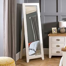 Cheshire Cream Painted Bedroom